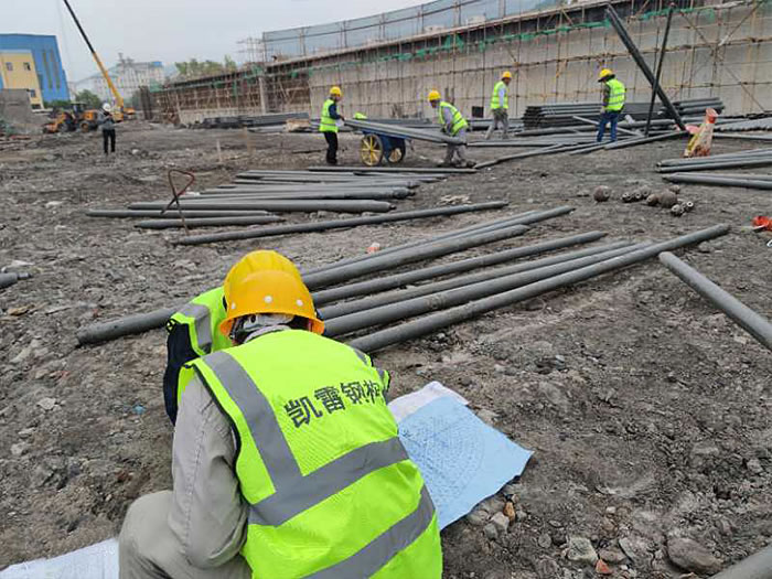 高平螺栓球网架结构